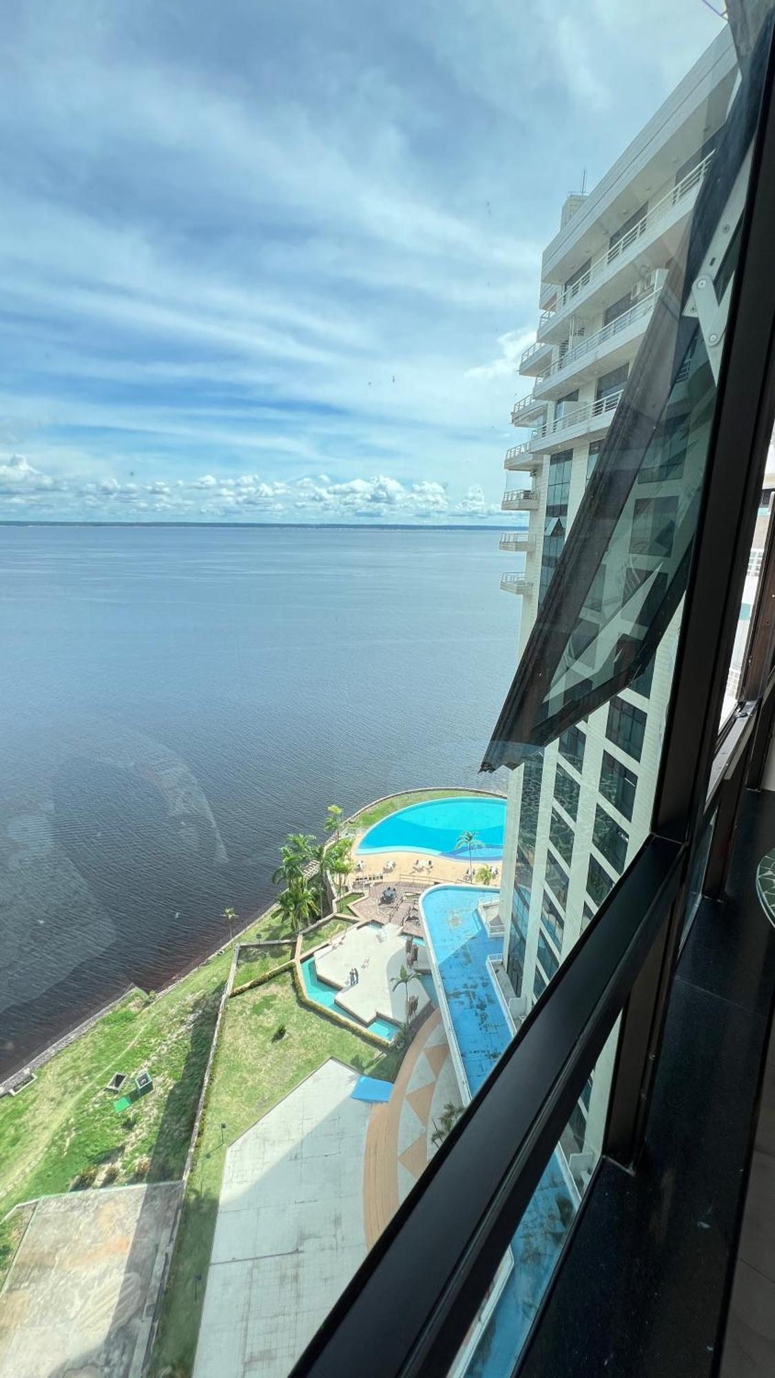 Flat No Condominio Do Edificio Tropical Executive E Residence Com Vista Para O Rio Manaus Exterior foto